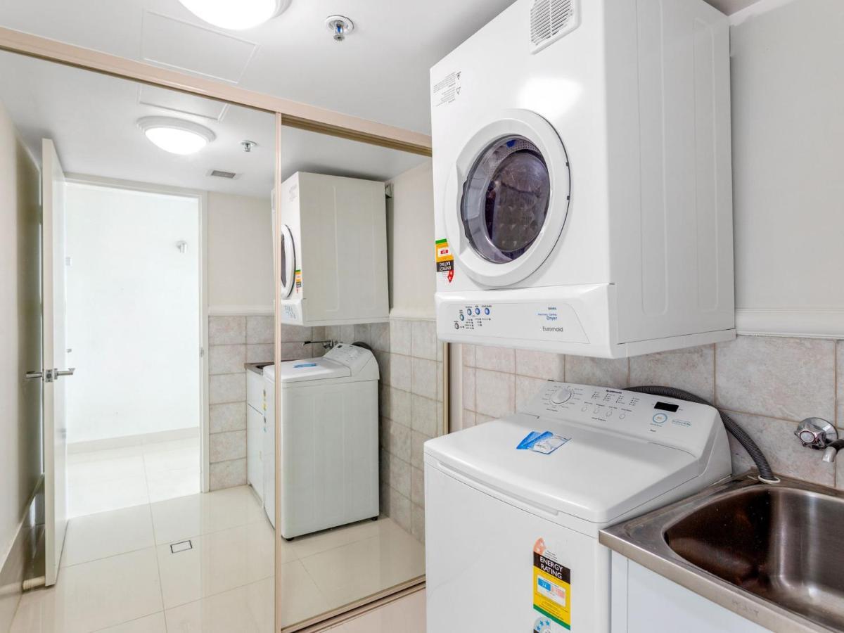 Crown Towers Superior 3 Bedroom Apartment - Coasthm Gold Coast Zewnętrze zdjęcie